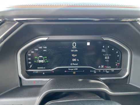 Used 2024 GMC Sierra 2500 AT4 w/ AT4 Premium Plus Package AWD/4WD image 11