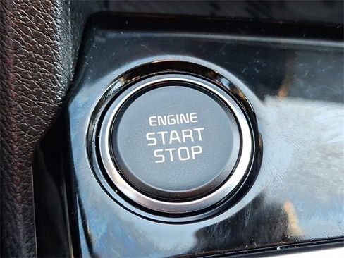 Certified 2025 Kia Sportage EX w/ Premium Package image 22