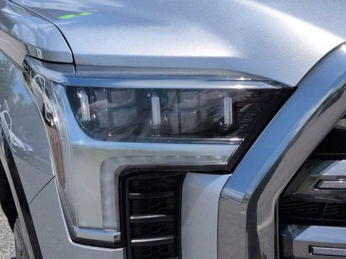 Used 2025 Toyota Tundra Platinum AWD/4WD image 10