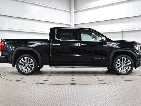 Used 2024 GMC Sierra 1500 Denali AWD/4WD image 9