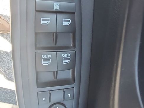 Used 2015 Jeep Cherokee Limited AWD/4WD image 21
