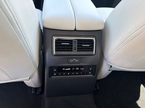 Used 2025 MAZDA CX-90 3.3 Turbo S w/ Premium Plus AWD/4WD image 13