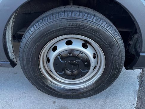 Used 2023 Ford Transit 350 XL image 14