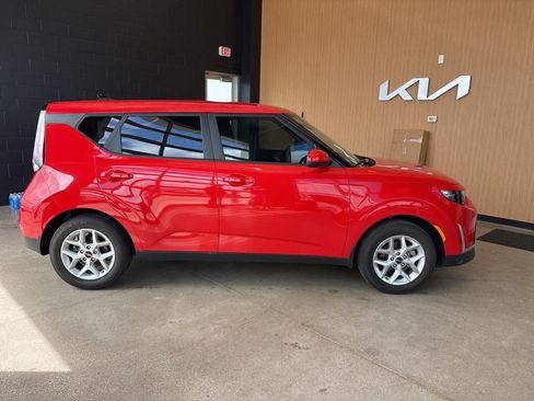 Certified 2024 Kia Soul LX w/ Option Group 015 FWD image 15