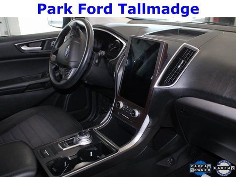 Used 2021 Ford Edge SE image 23