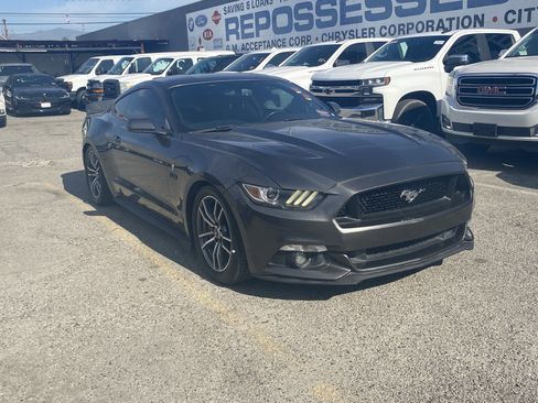 Used 2017 Ford Mustang GT image 7