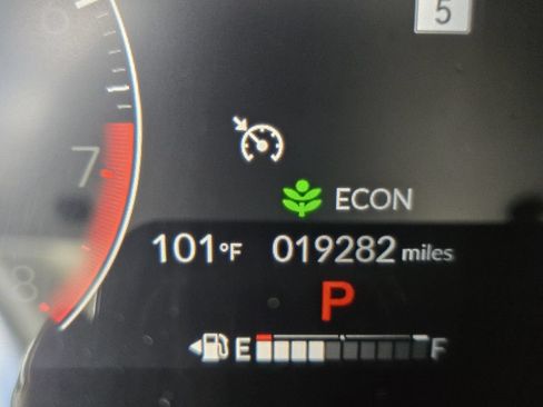 Certified 2025 Honda HR-V LX image 22