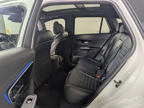Used 2025 Mercedes-Benz GLC 43 AMG 4MATIC image 22