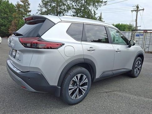 Used 2023 Nissan Rogue SV w/ SV Premium Package image 6