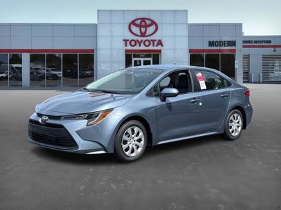 New 2025 Toyota Corolla LE