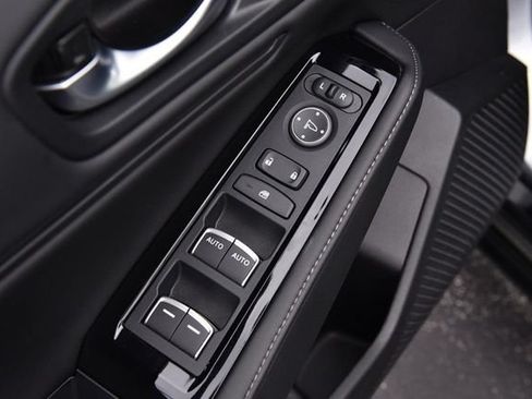 Used 2025 Honda Accord Touring image 8