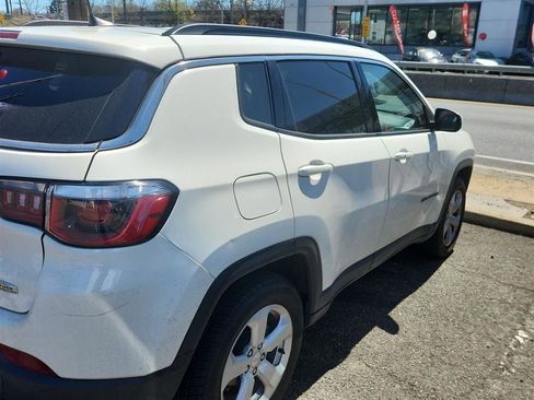 Used 2019 Jeep Compass Latitude w/ Popular Equipment Group image 3