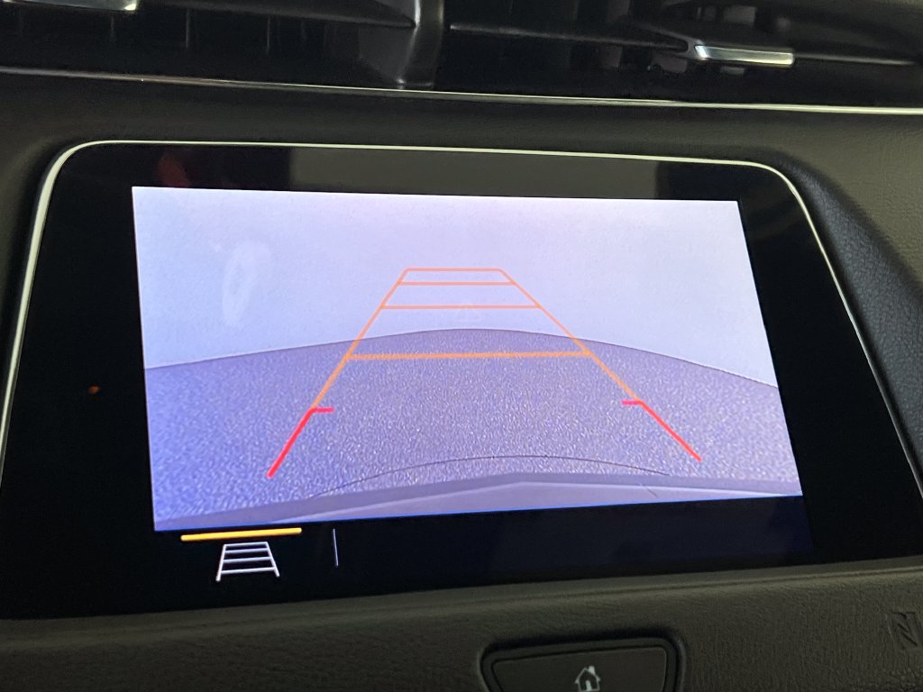 Used 2019 Cadillac XT4 Premium Luxury AWD/4WD image 22