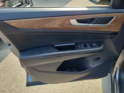 Certified 2024 Volkswagen Atlas SE FWD image 15