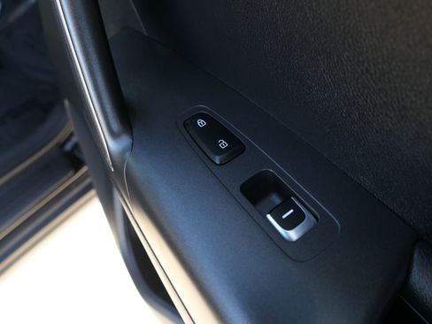 Used 2022 Kia Sportage LX image 31