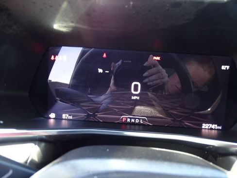 Used 2024 GMC Canyon Elevation RWD image 13