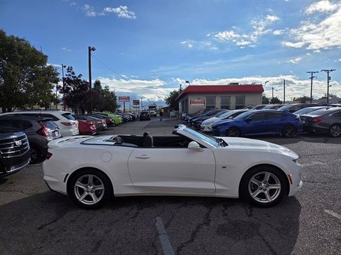 Used 2020 Chevrolet Camaro LT image 3