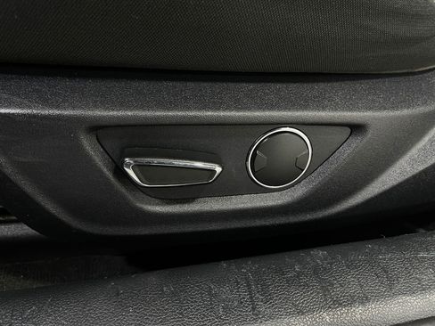 Used 2015 Ford Mustang GT image 15
