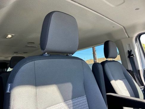 Used 2022 Ford Transit 350 XLT image 9