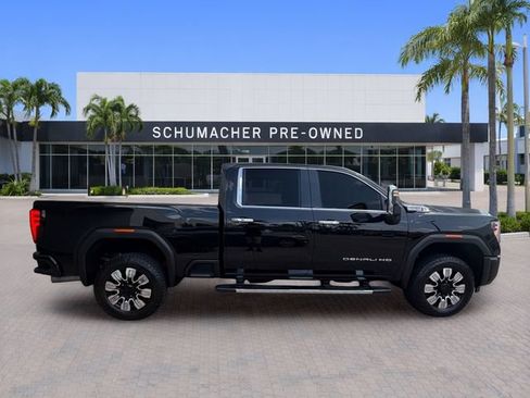 Used 2024 GMC Sierra 2500 Denali w/ Denali Reserve Package AWD/4WD image 8