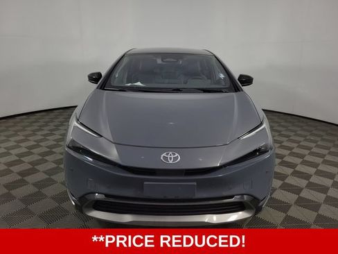 Used 2025 Toyota Prius Limited FWD image 2