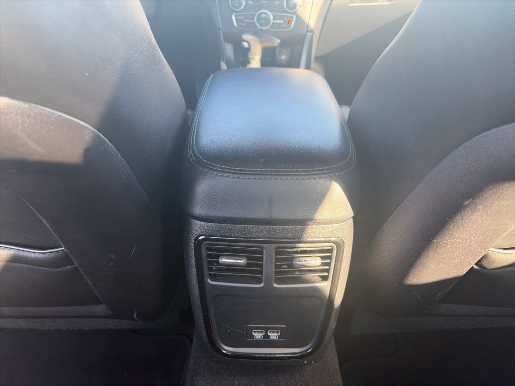 Used 2023 Dodge Charger SXT w/ Plus Group RWD image 13