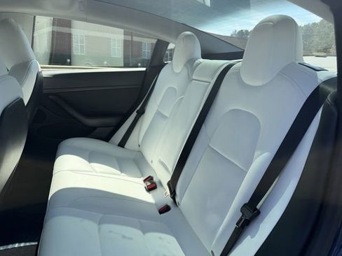 Used 2023 Tesla Model 3 Standard Range image 26