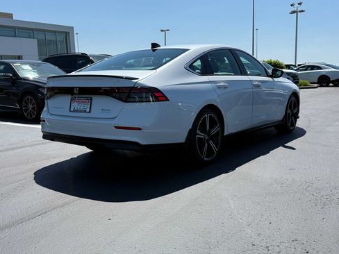 Used 2023 Honda Accord Sport image 4