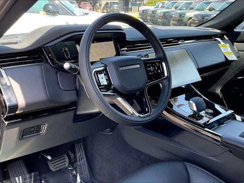 New 2026 Land Rover Range Rover Sport SE AWD/4WD image 10