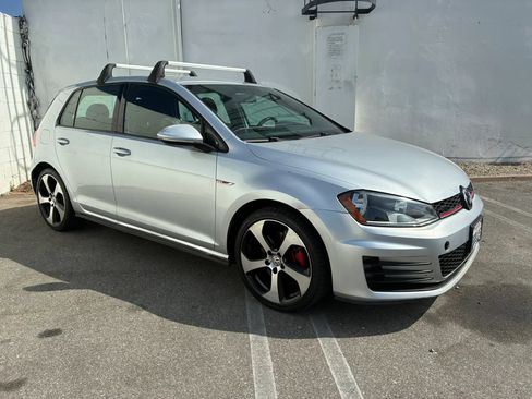 Used 2017 Volkswagen GTI S FWD image 5