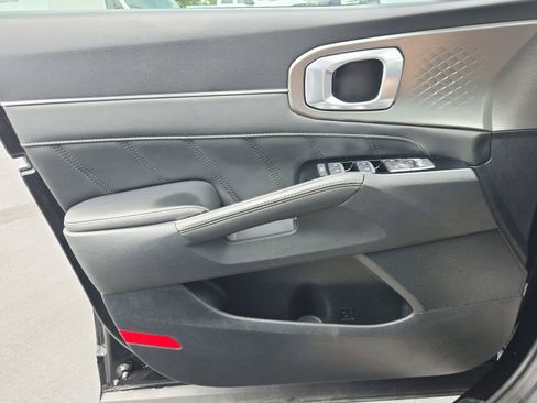 Used 2022 Kia Sorento SX FWD image 37