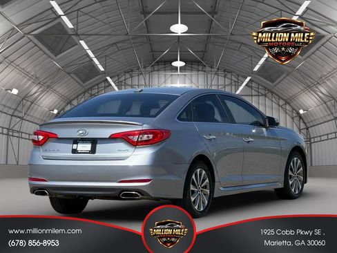 Used 2015 Hyundai Sonata Sport w/ Option Group 03 FWD image 9