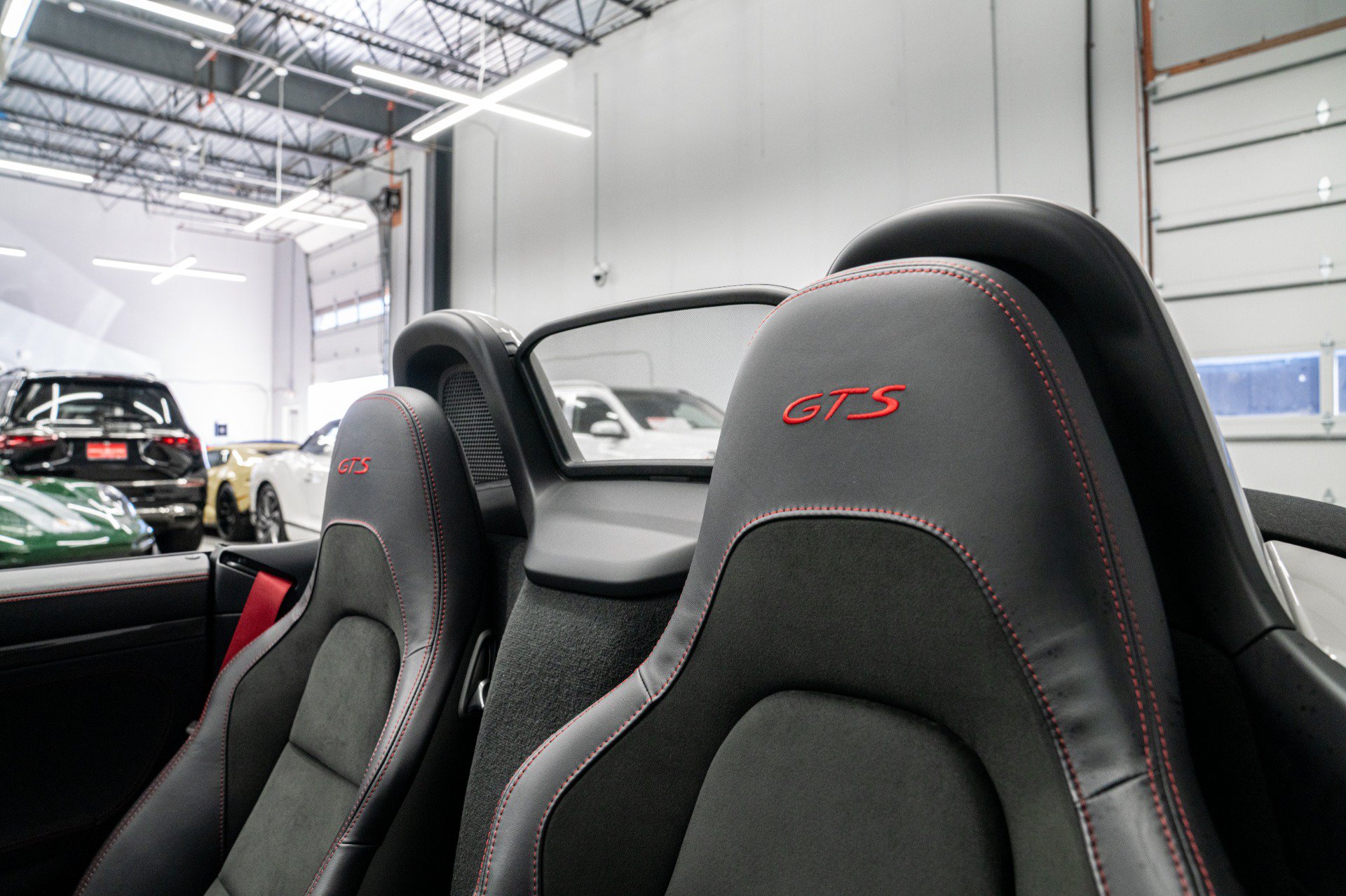 Used 2024 Porsche 718 Boxster GTS w/ GTS Interior Package RWD image 15