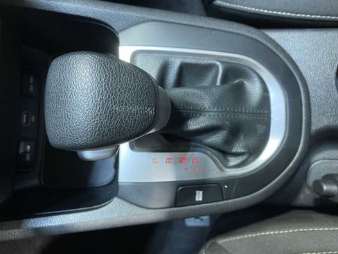 Used 2023 Kia Forte LXS FWD image 17