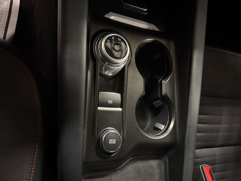 Used 2025 Ford Explorer ST-Line w/ ST-Line Street Pack image 24