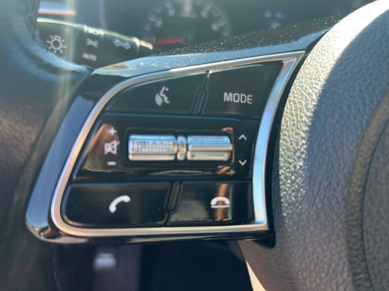 Used 2020 Kia Optima SE FWD image 28
