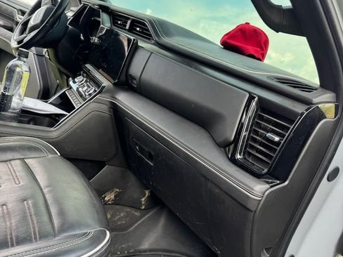 Used 2024 GMC Sierra 2500 AT4X image 6