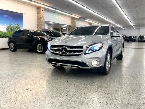 Used 2019 Mercedes-Benz GLA 250 GLA 250 SUV image 40