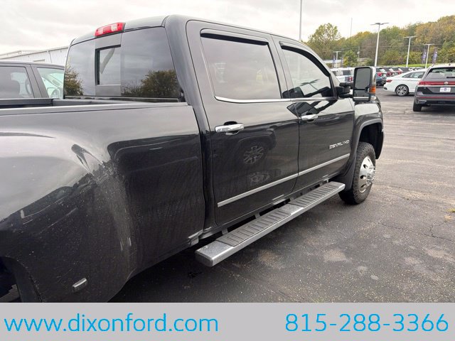 Used 2019 GMC Sierra 3500 Denali AWD/4WD image 7