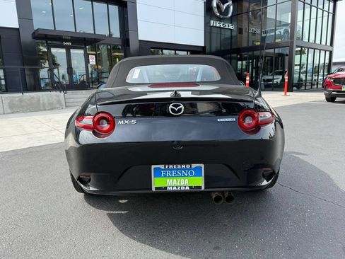 New 2026 MAZDA MX-5 Miata Club w/ Interior Package RWD image 8