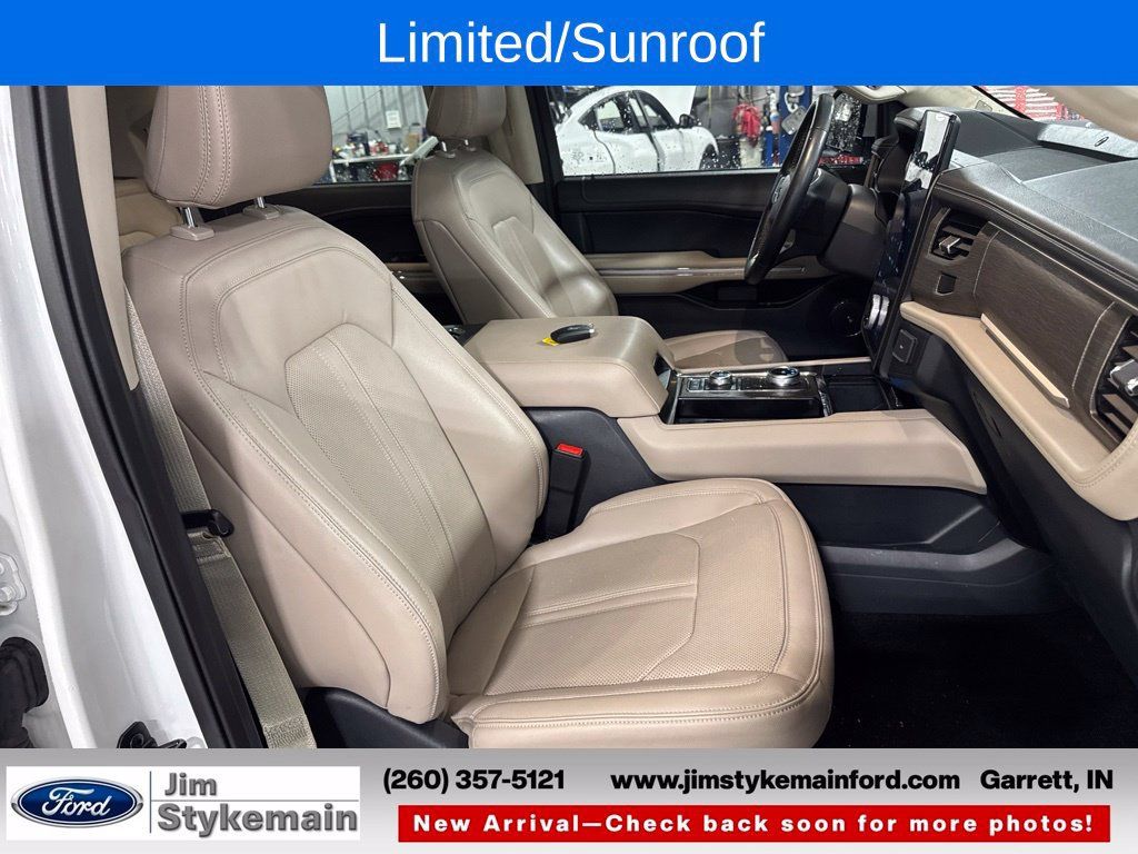 Used 2023 Ford Expedition Limited AWD/4WD image 31