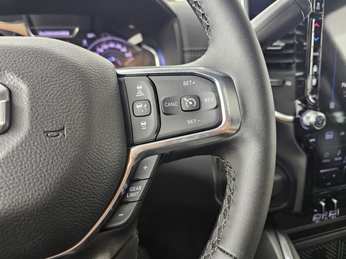 New 2026 RAM 2500 Laramie AWD/4WD image 26