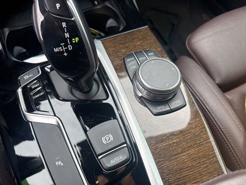 Used 2019 BMW X3 sDrive30i w/ Premium Package image 12