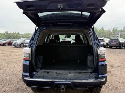 Used 2021 Toyota 4Runner Limited AWD/4WD image 17