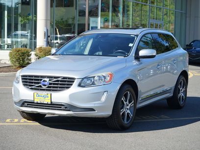 Used 2015 Volvo XC60 T6 w/ Proximity Package