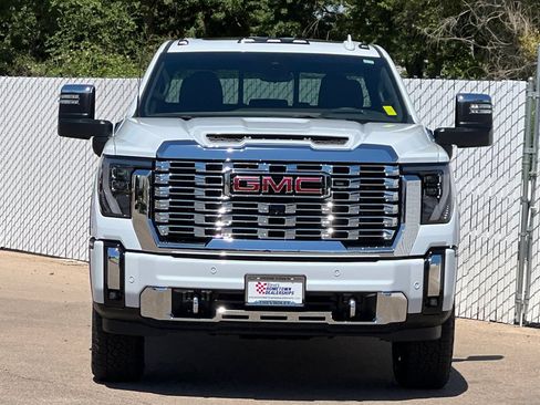 New 2026 GMC Sierra 2500 Denali w/ Technology Package AWD/4WD image 6