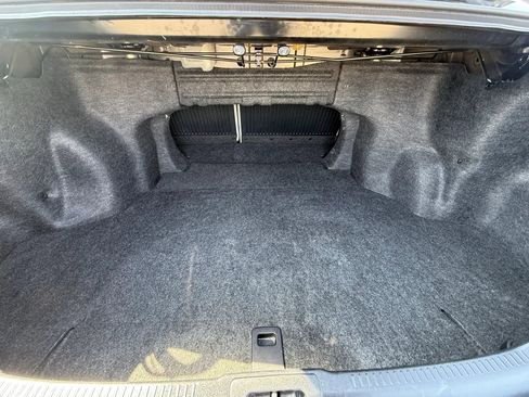 Used 2014 Toyota Camry LE image 32