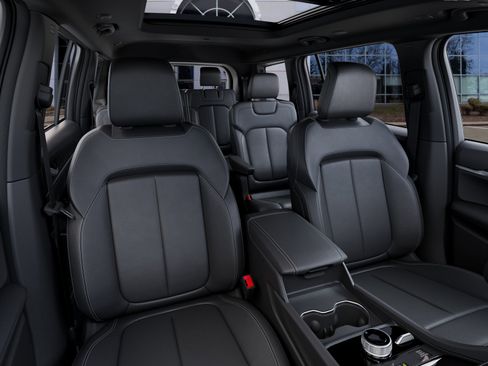 New 2026 Jeep Grand Cherokee L Limited AWD/4WD image 16