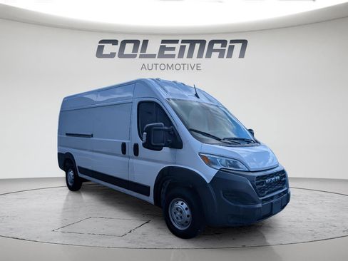 Used 2023 RAM ProMaster 2500 FWD image 3