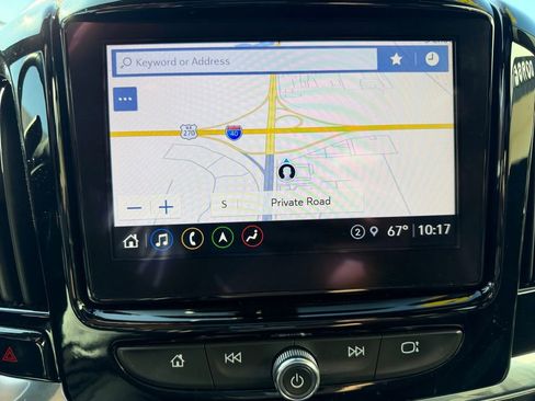 Used 2023 Chevrolet Traverse Premier AWD/4WD image 15